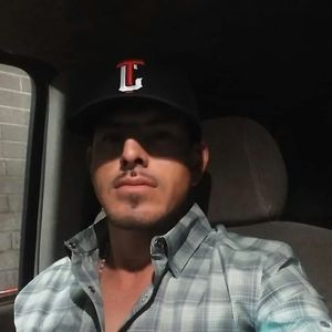 Meet your Posher, Martin